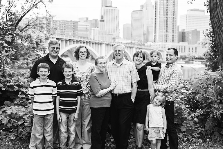 Minneapolis Black and White Family Photographer