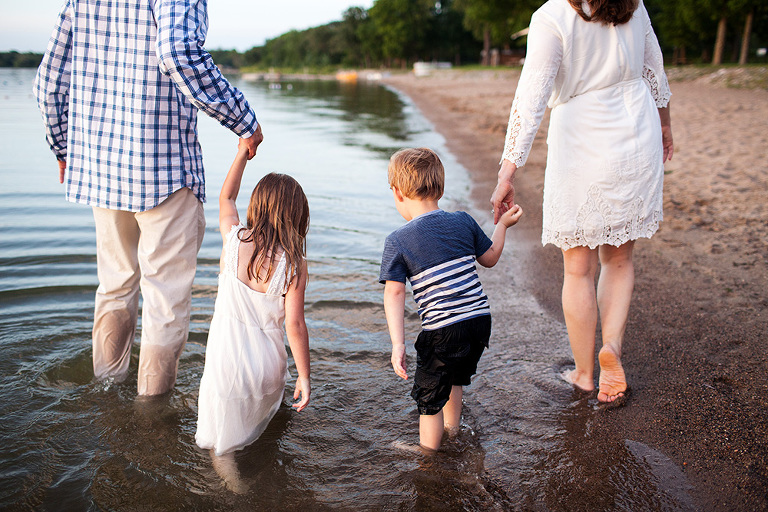 Maple Grove Family Photographer_Rebeccah Parks Photography_Rebeccah Parks Photography