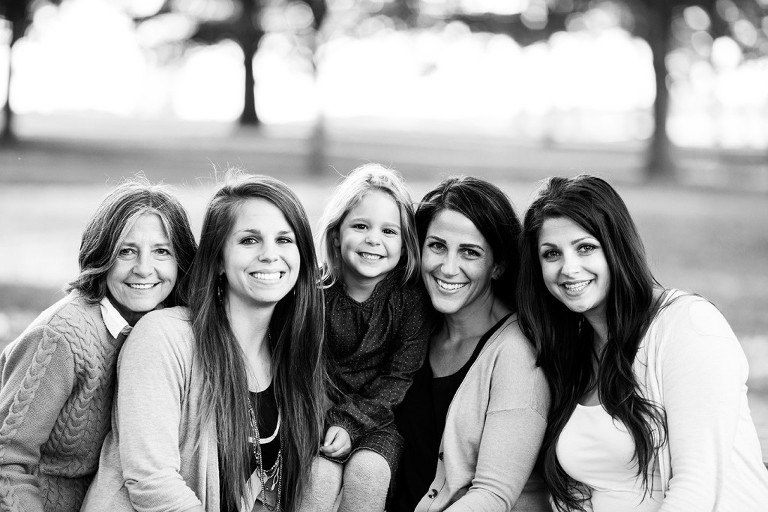 Minneapolis Minnesota Extended Family Photographer